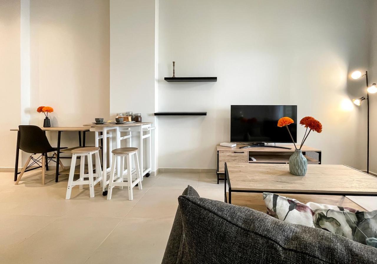 Soho Modern 55Sqm Studio With Secret Garden Apartman Athén Kültér fotó
