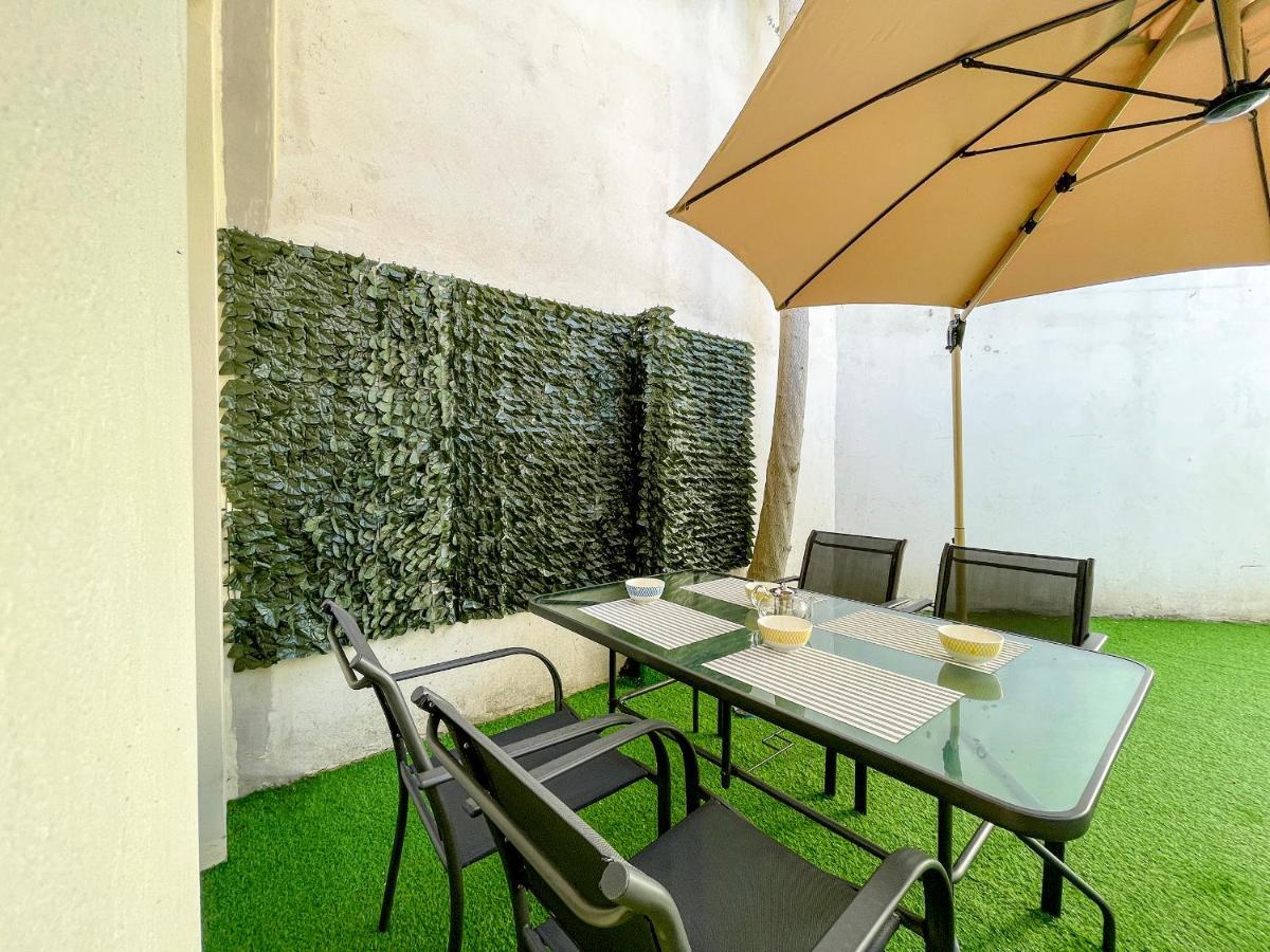 Soho Modern 55Sqm Studio With Secret Garden Apartman Athén Kültér fotó